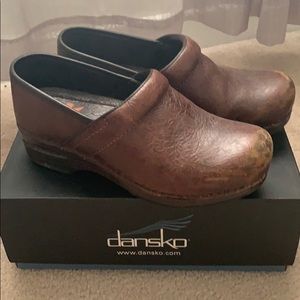 Worn Danskos